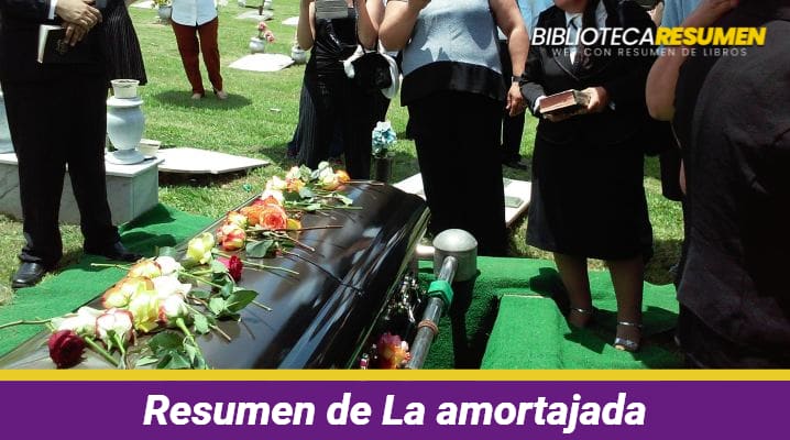 Resumen de La amortajada